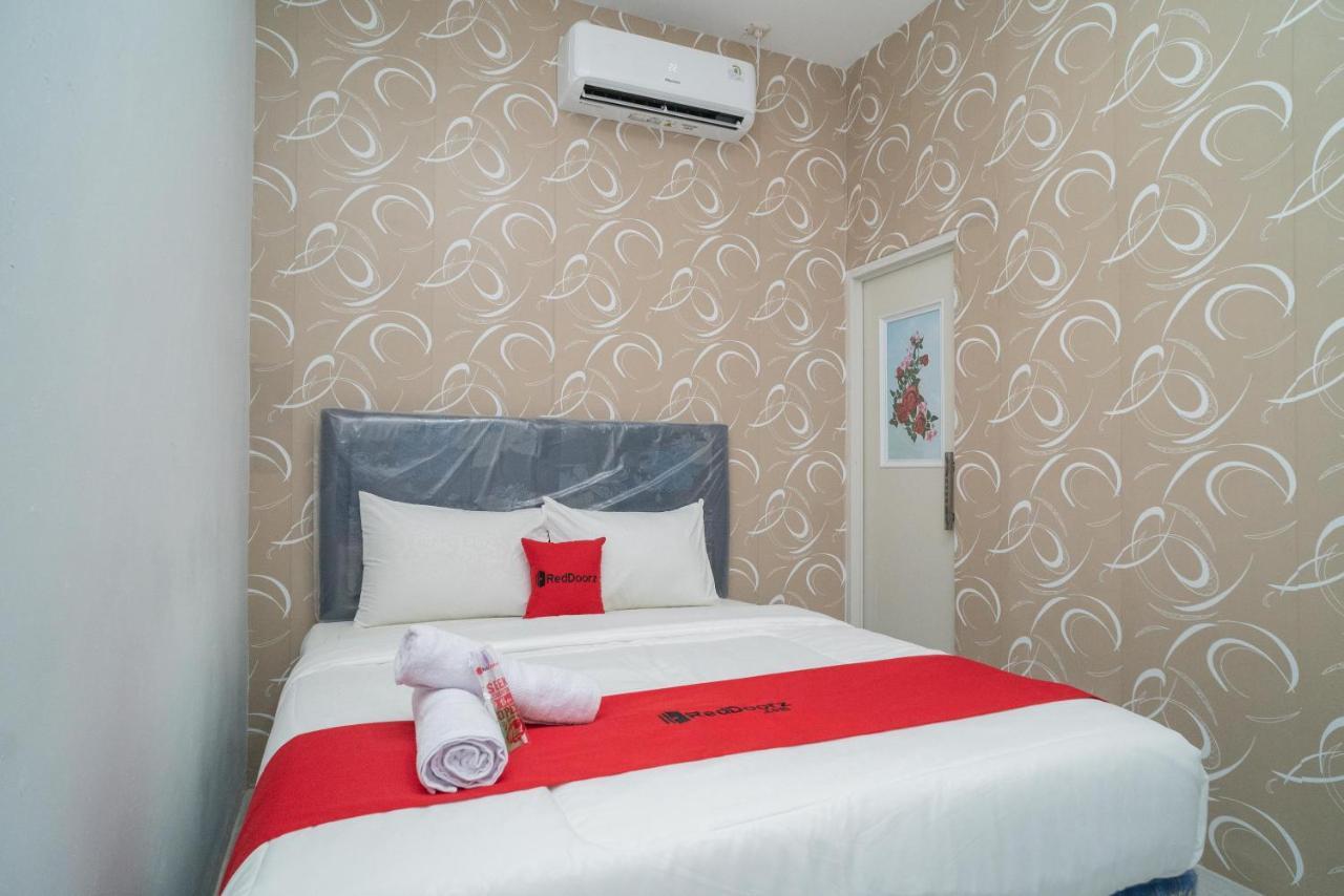 Reddoorz Near Sarinah Jakarta Exterior foto