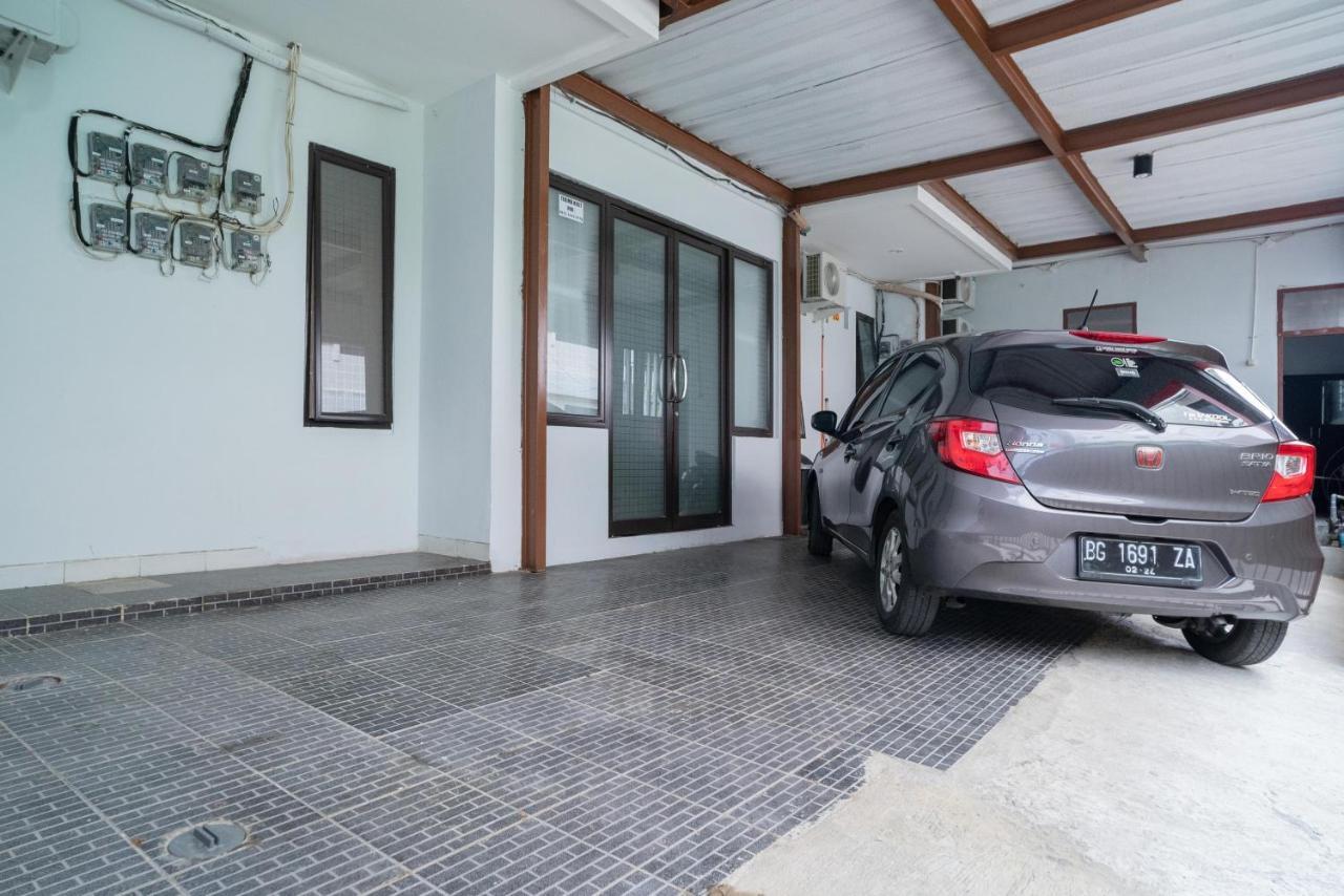 Reddoorz Near Sarinah Jakarta Exterior foto
